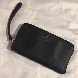 Kate Spade ♠️ black wristlet wallet